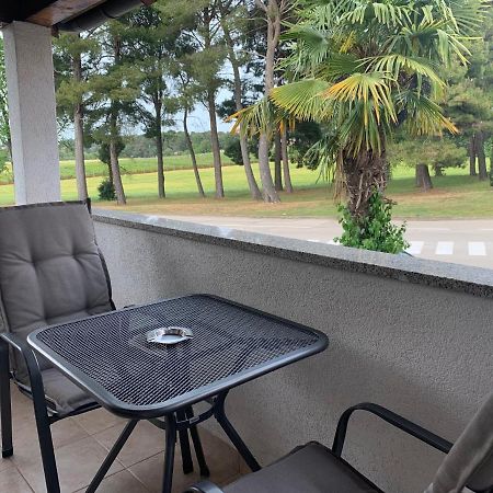 Carolina 4 Seasons Apartment Porec Bagian luar foto