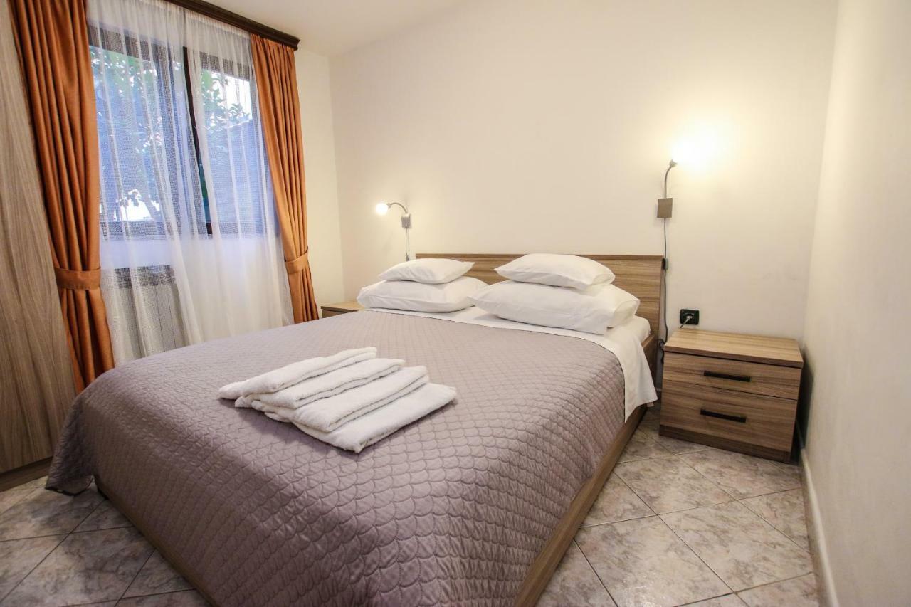 Carolina 4 Seasons Apartment Porec Bagian luar foto