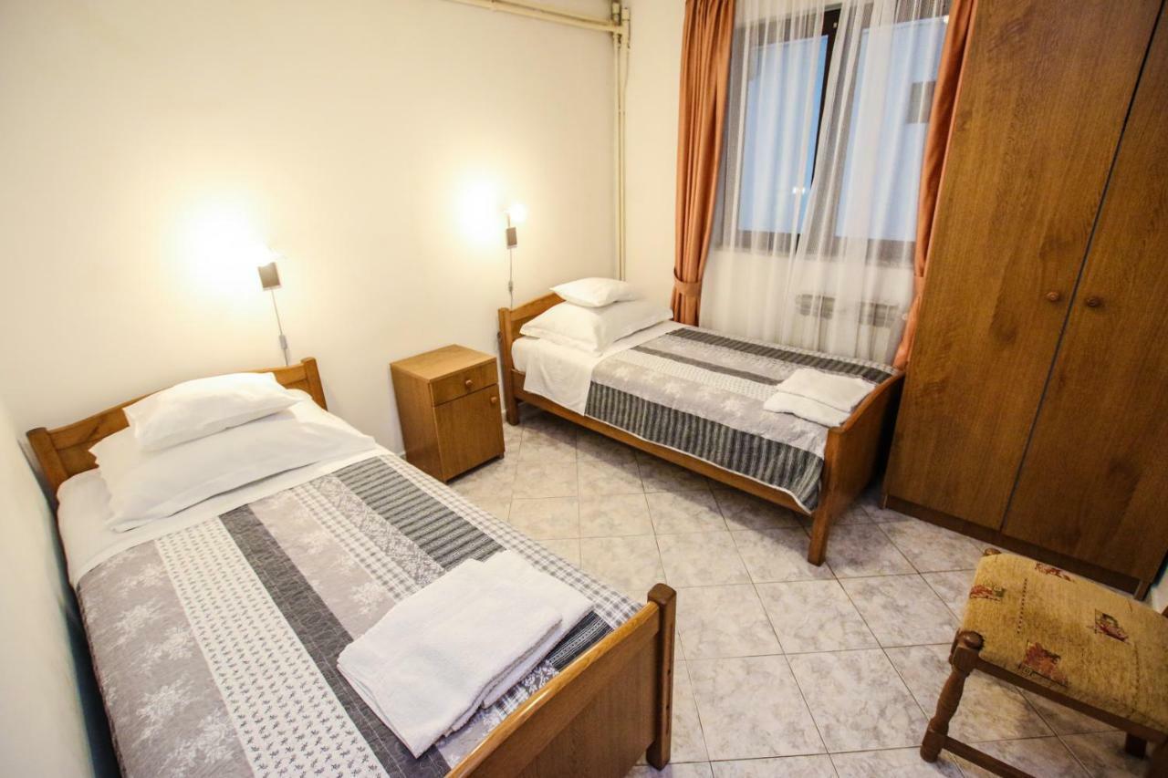 Carolina 4 Seasons Apartment Porec Bagian luar foto